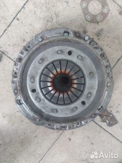 Сцепление Лада Ларгус 2018