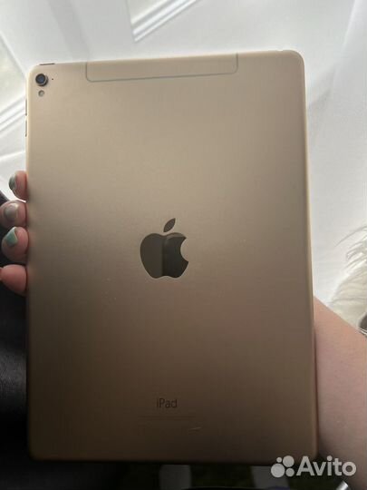 iPad Pro 9,7 дюйм. 128 гб в идеальном состоянии