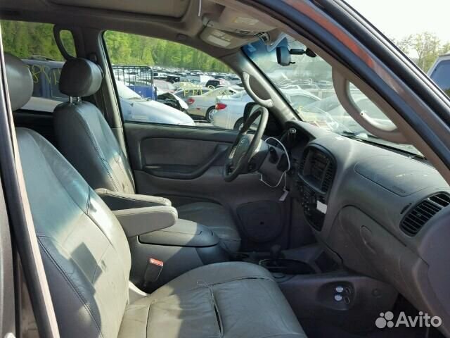 Разбор на запчасти Toyota Sequoia