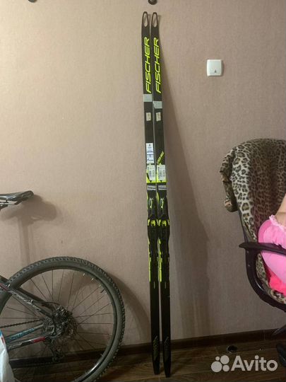 Беговые лыжи