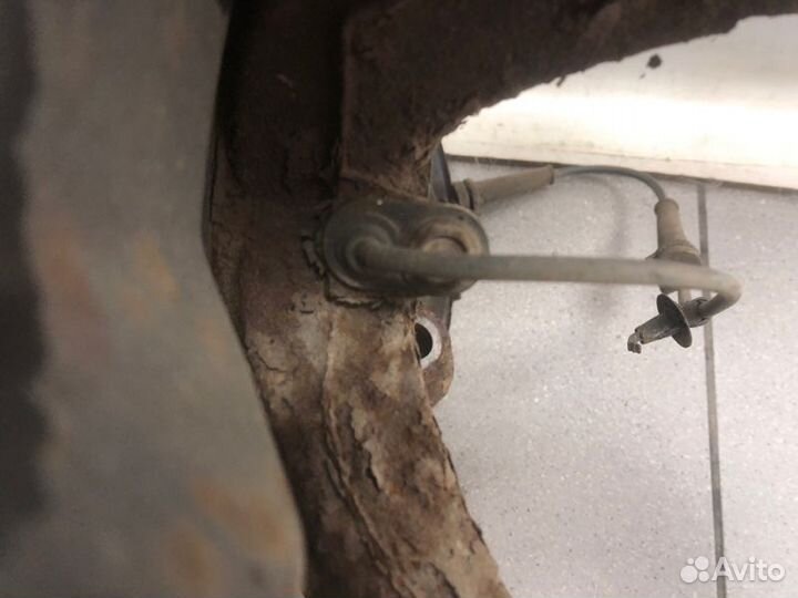 Кулак поворотный передний левый Honda Civic