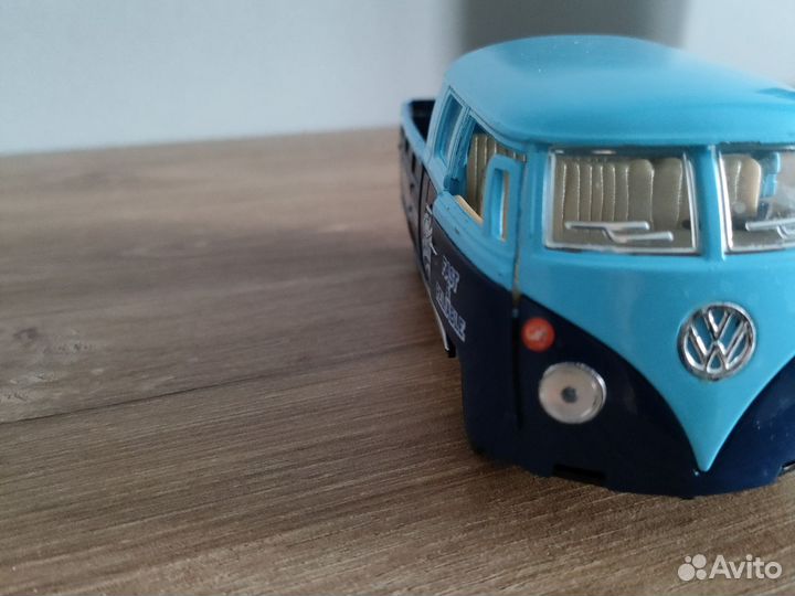 Машинка игрушка