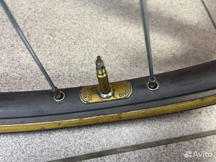 Трековые колеса на трубках 700-23