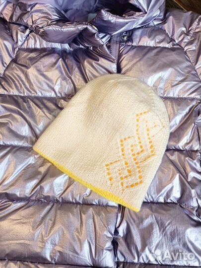 Шапка для девочки новая
