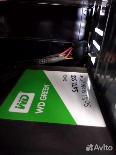 Жесткий диск ssd
