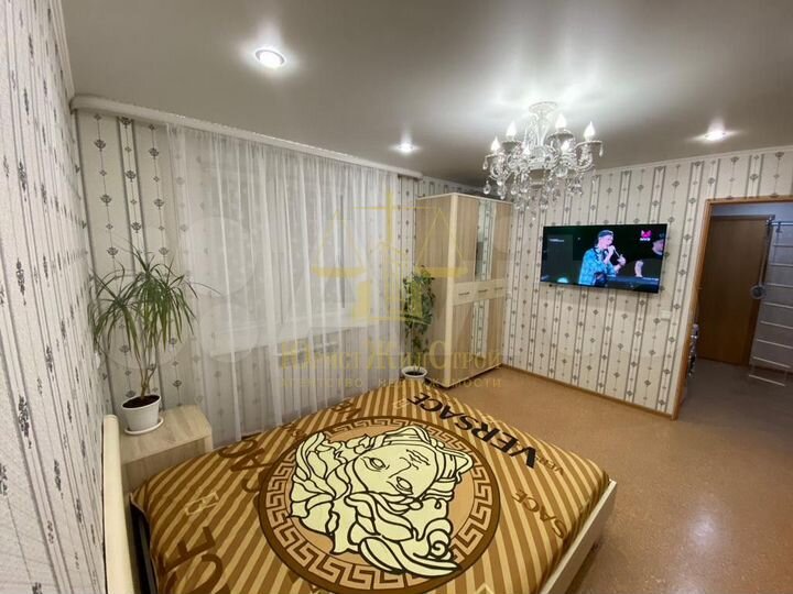 2-к. квартира, 76,3 м², 5/9 эт.