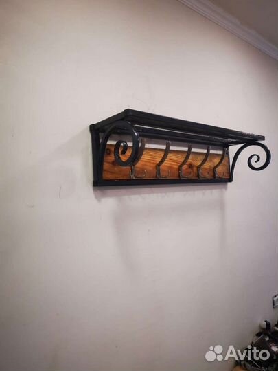 Вешалка настенная лофт интерьер