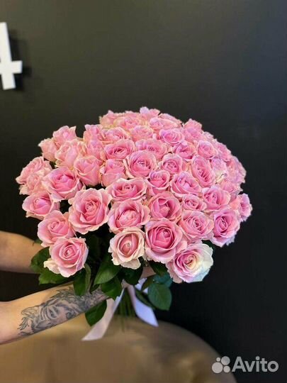 51, 101 роза - 70 см