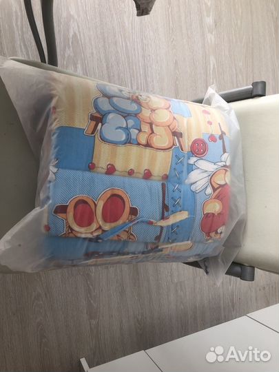 Бортики в кроватку