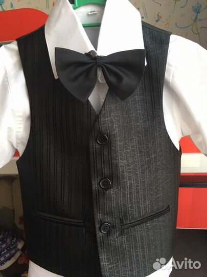 Пиджак+жилет+брюки+рубашка.Праздничный костюм