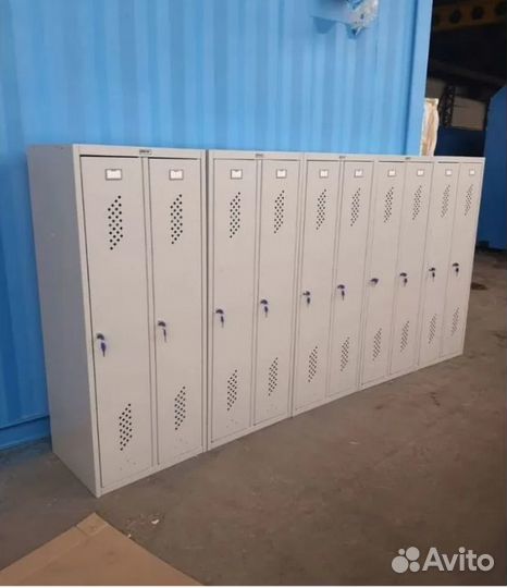 Шкаф металлический для раздевалок