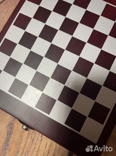 Подарочный набор для вина и шахматы