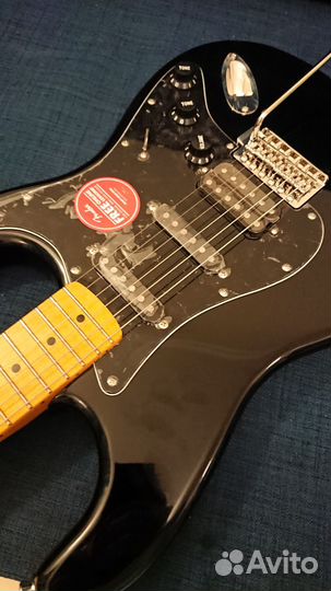 Squier - Classic Vibe Stratocaster 70's HSS - BLK