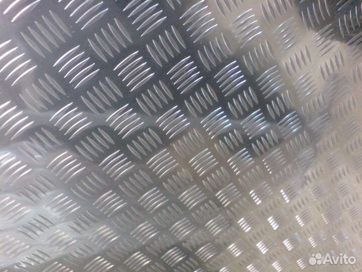 Рифленый лист алюминиевый