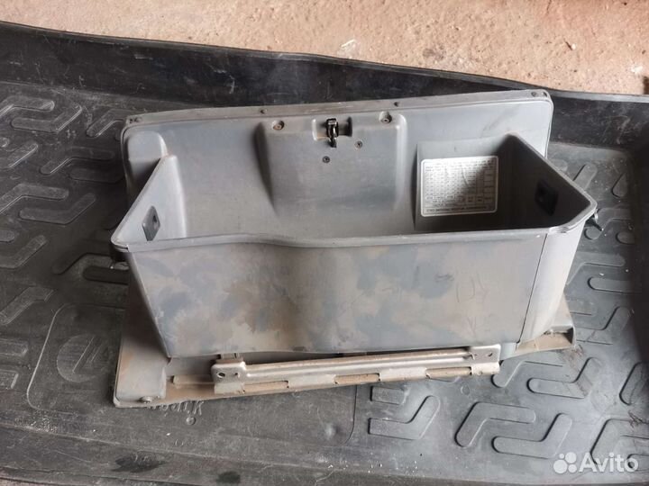 Бардачок hyundai accent 2