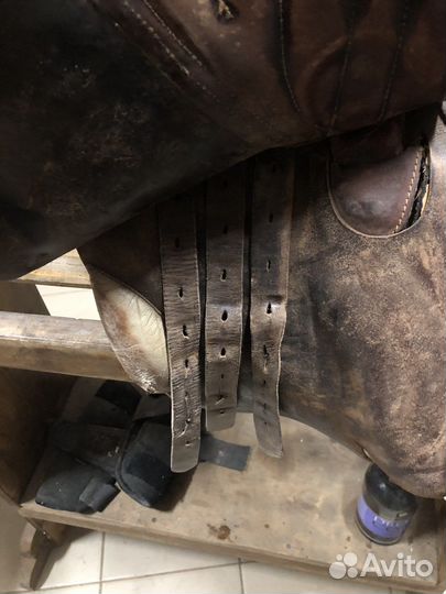 Седло для лошади