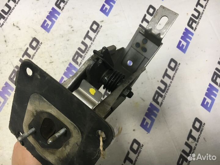 Педаль сцепления Шевроле Авео T200