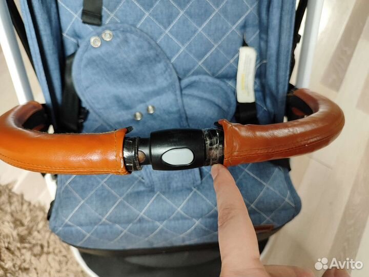 Прогулочная коляска yoya