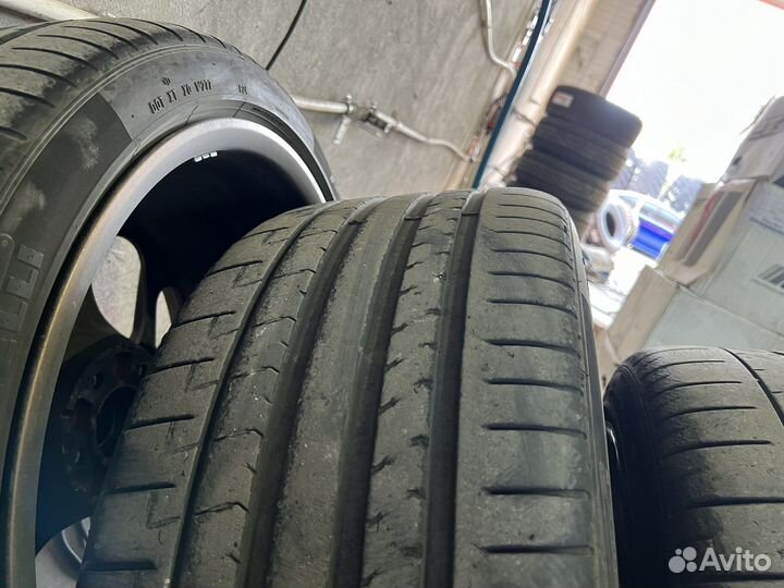 Pirelli P Zero PZ4 275/35 R20 и 285/35 R20 104Y