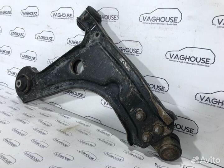 Рычаг подвески передний левый Daewoo Gentra B15D2