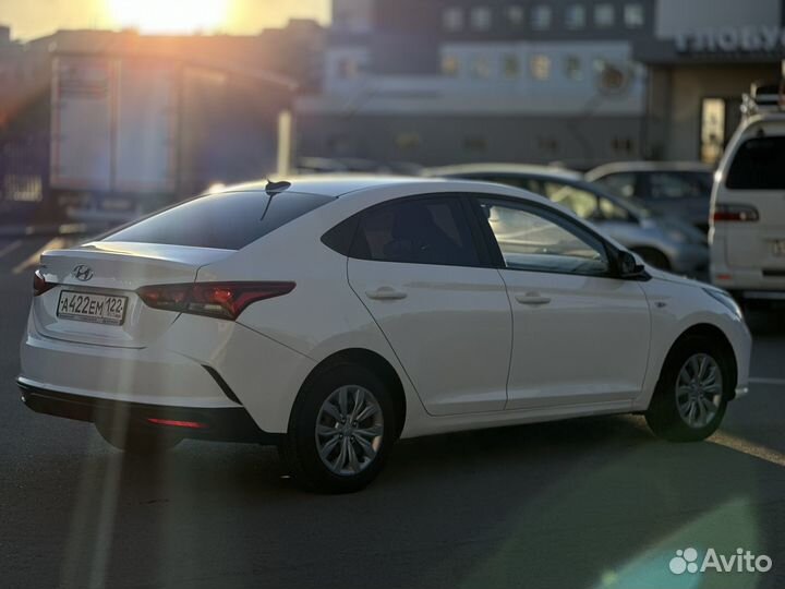 Прокат Автомобиля Hyundai