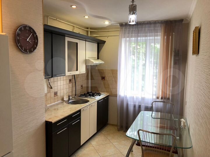 2-к. квартира, 55 м², 3/9 эт.