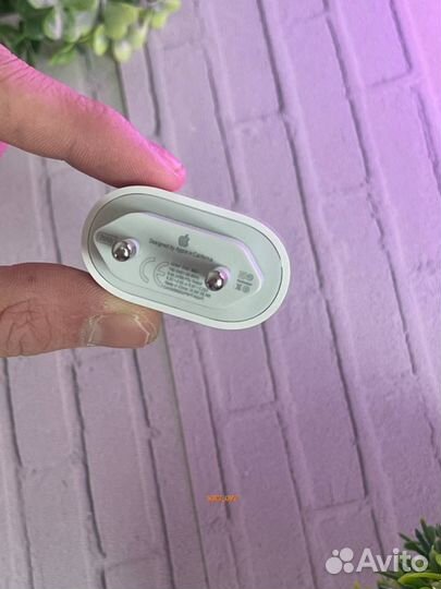 Адаптер на iPhone