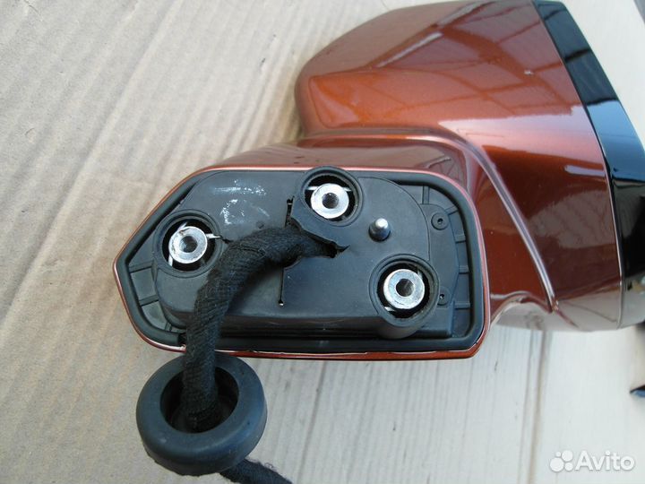 Зеркало правое 16 конт Тайвань Cadillac XT5 16-22