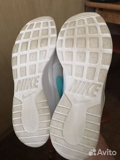 Кроссовки Nike
