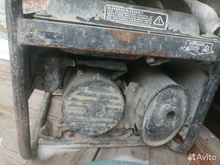 Бензогенеиатор