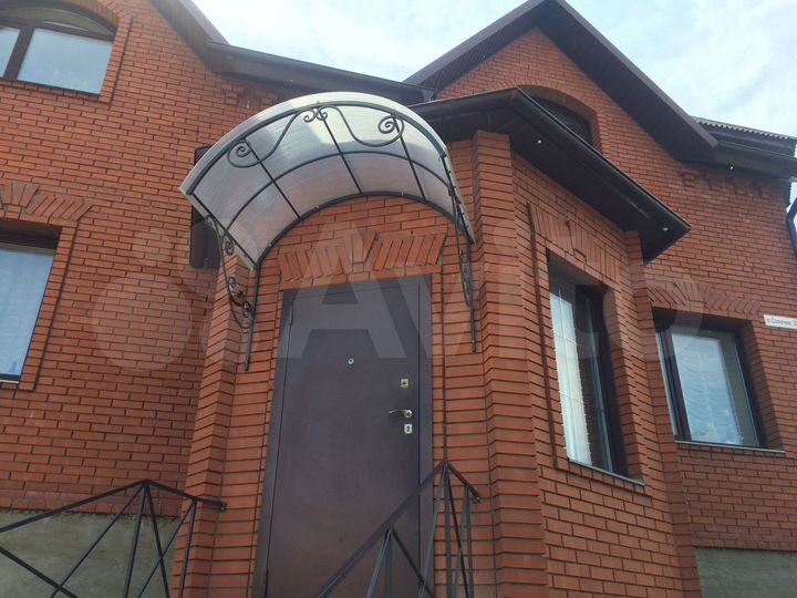 Дом 360 м² на участке 14 сот.