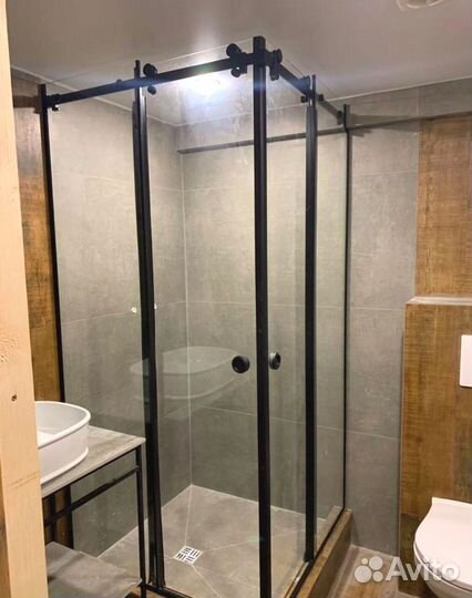 Душевые стеклянные перегородки на заказ