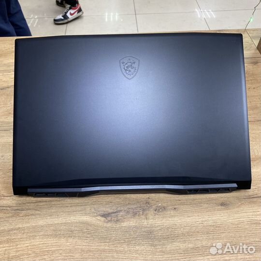 MSI GF76 Katana 11SC-483XRU