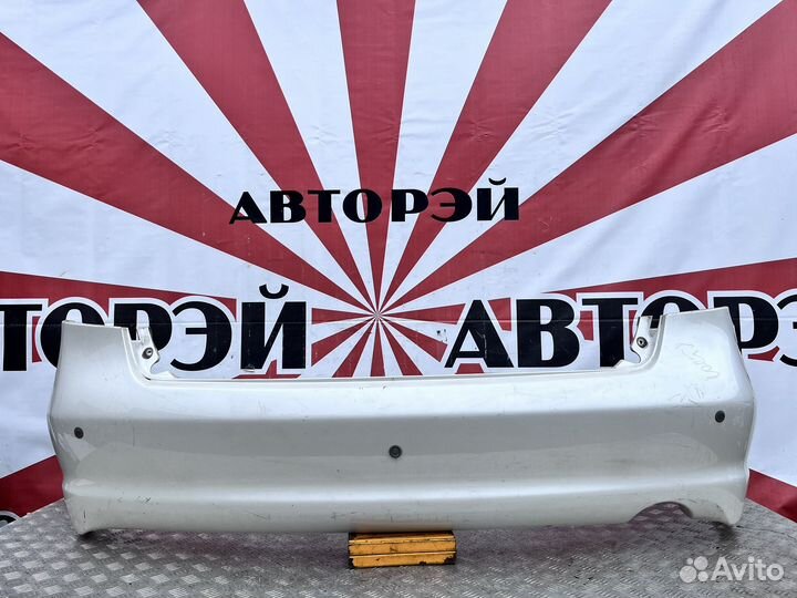 Бампер задний Mitsubishi Grandis NA