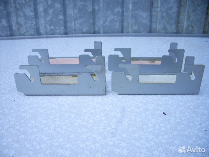 Радиостанция DF-3. Держатель тангенты