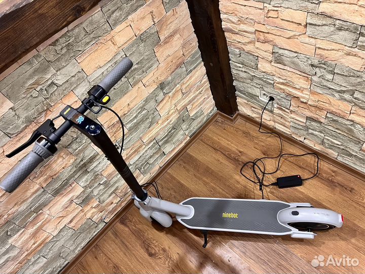 Электросамокат Ninebot KickScooter Max G30LP 10200