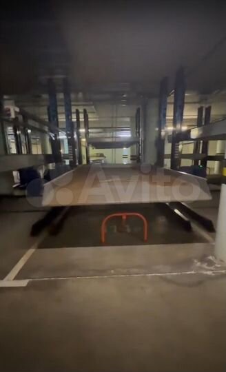 Машиноместо, 16 м²