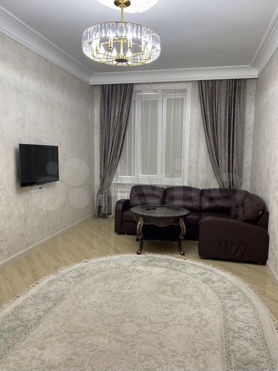 2-к. квартира, 110 м², 8/8 эт.