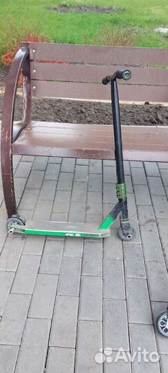 Трюковой самокат mongoose