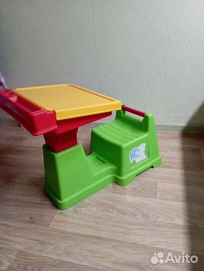 Стул для кормления и парта