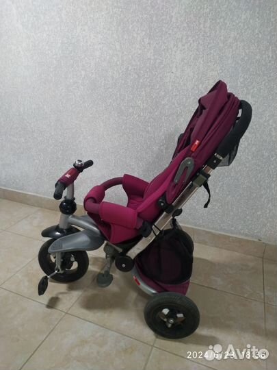 Детский трехколесный велосипед-коляска