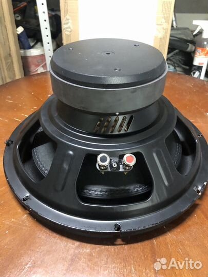 Подиум для сабвуфера, усилитель и саб