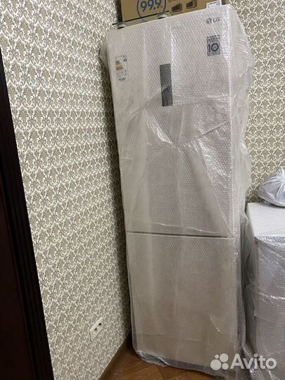 Холодильник lg новый