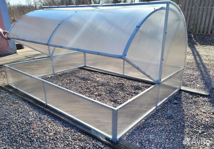 Парник из поликарбоната хлебница, жемчужина