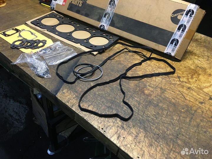 Комплект прокладок верхний Cummins 4955356