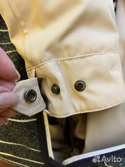 Парка с мехом новая