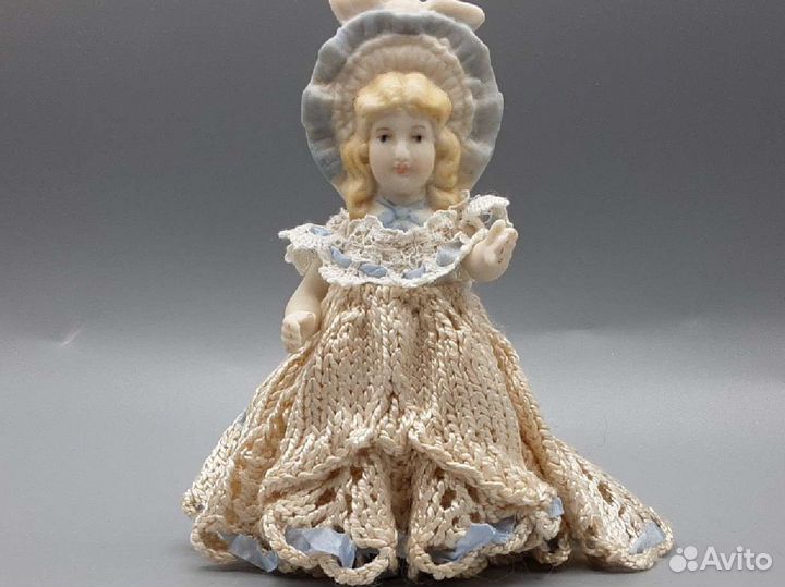 Антикварная фарфоровая куколка, реплика