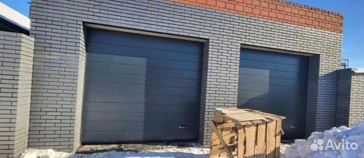 Секционные ворота