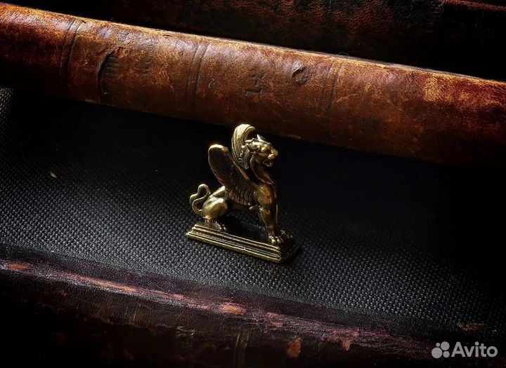 Статуэтка Грифон Гриффон Фигурка Миниатюра Декор