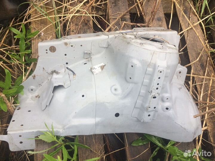 Брызговик, стакан Hyundai Sonata VI 2010-2014